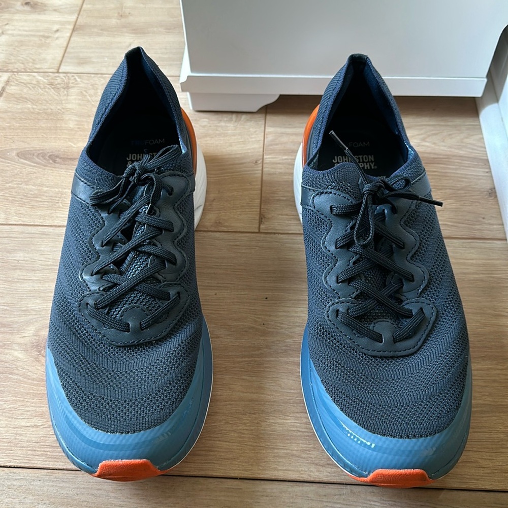 Johnston & Murphy TRUFoam athletic sneakers (blue & orange) men’s size 10